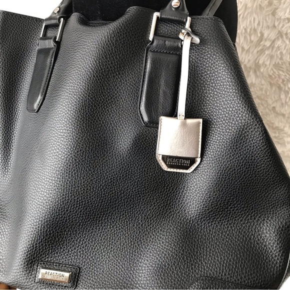 KENNETH Cole large purse shoulder bag. Black. - Picture 2 of 9